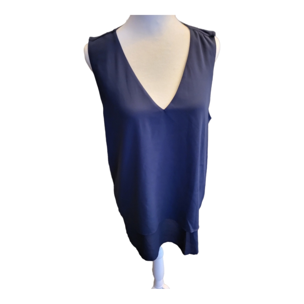 MICHAEL Michael kors navy blue sleeveless top. Size L